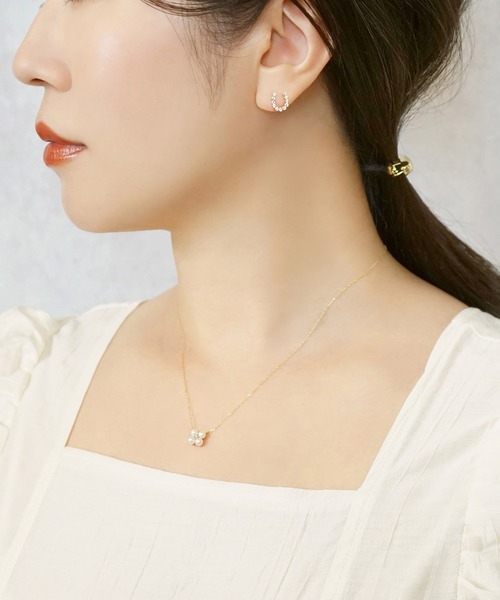 TAKE-UP（テイクアップ）の「K10 ホースシュー ワンポイントピアス( YG)（ピアス（両耳用）・レディース・イエローゴールド・FREE）」の4枚目の写真