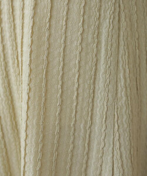 FREE'S MART(フリーズマート)の「◆カットジャガードポロワンピース(ワンピース・レディース・ホワイト/ブラック/イエロー・SMALL/MEDIUM)」の7枚目の写真