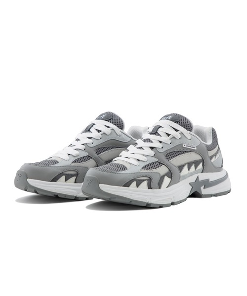 A BATHING APE(アベイシングエイプ)の「BAPE SHARK STA #3(スニーカー・メンズ・グレー/ブラック・8/9/8.5/9.5/7/12/11/10/13)」の2枚目の写真