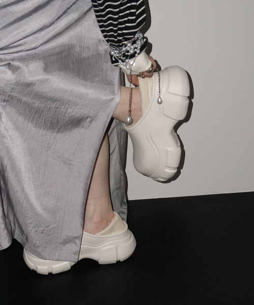 chuclla(チュクラ)の「インナーボア クロッグシューズ chs25a004(その他シューズ・レディース・ブラック/ホワイト・S/M/L)」の8枚目の写真