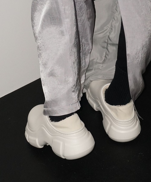 chuclla(チュクラ)の「インナーボア クロッグシューズ chs25a004(その他シューズ・レディース・ブラック/ホワイト・S/M/L)」の15枚目の写真