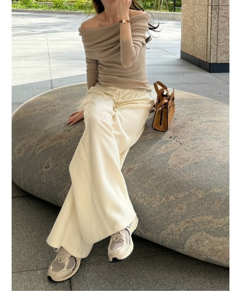 FRAY I.D（フレイアイディー）の「ウールアクリルオフショルプルオーバーニット（ニット/セーター・レディース・ベージュ/ブラック/ブルー・F）」の21枚目の写真