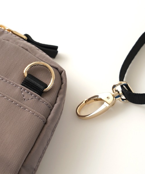 moz（モズ）の「【WEB限定】moz モズ スマホショルダーバッグ（ショルダーバッグ・レディース・ブラック/チャコールグレー/グレイッシュベージュ・ONE SIZE）」の6枚目の写真