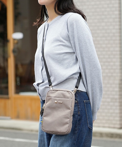 moz(モズ)の「【WEB限定】moz モズ スマホショルダーバッグ(ショルダーバッグ・レディース・ブラック/チャコールグレー/グレイッシュベージュ・ONE SIZE)」の22枚目の写真
