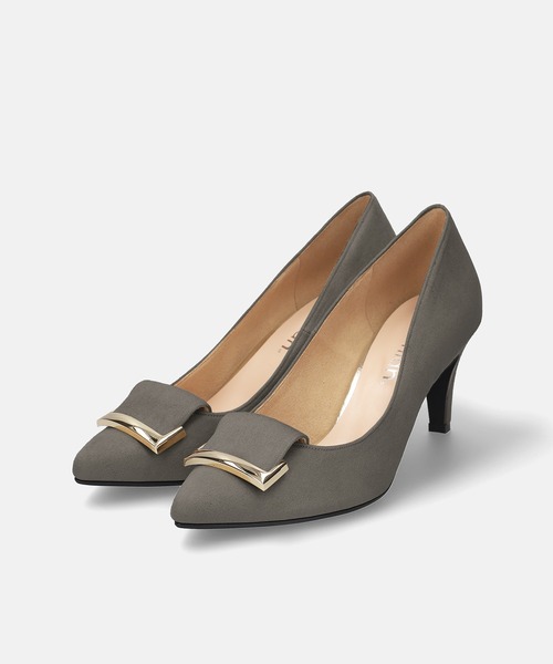 MAMIAN（マミアン）の「アーモンドトゥ リボンバックル パンプス (7.0cmヒール)（パンプス・レディース・ネイビー/ベージュ/ブラック/チャコールグレー/グレイッシュベージュ/ブラック系その他・24.5cm/24.0cm/23.5cm/23.0cm/22.5cm/22.0cm）」の16枚目の写真