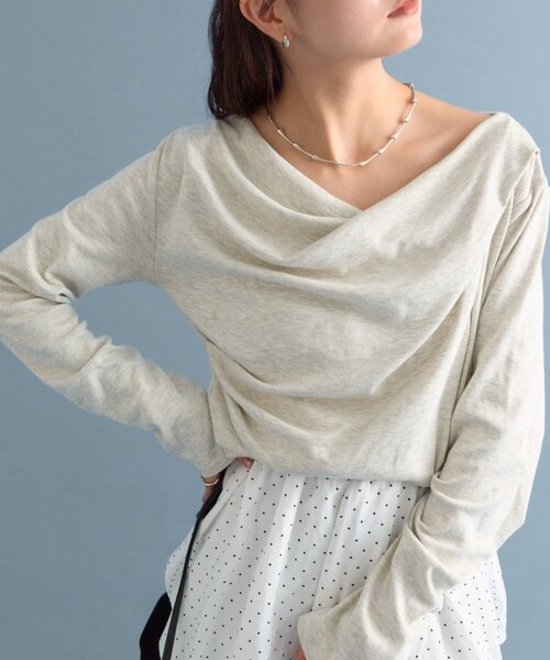 mystic（ミスティック）の「【6色展開 / WEB限定カラーあり！】オフショルロングTシャツ（Tシャツ/カットソー・レディース・ブラック/グレー系その他2/ネイビー/ホワイト/グレー/オフホワイト・FREE/2）」の4枚目の写真