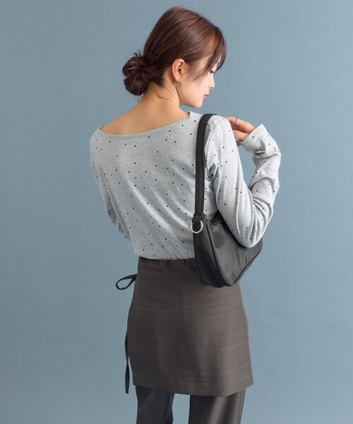 mystic（ミスティック）の「【6色展開 / WEB限定カラーあり！】オフショルロングTシャツ（Tシャツ/カットソー・レディース・ブラック/グレー系その他2/ネイビー/ホワイト/グレー/オフホワイト・FREE/2）」の15枚目の写真