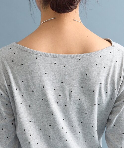 mystic（ミスティック）の「【6色展開 / WEB限定カラーあり！】オフショルロングTシャツ（Tシャツ/カットソー・レディース・ブラック/グレー系その他2/ネイビー/ホワイト/グレー/オフホワイト・FREE/2）」の9枚目の写真