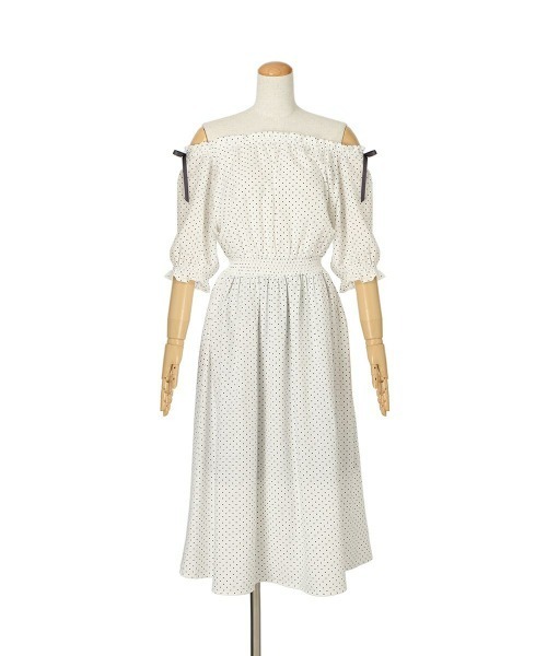 F i.n.t(フィント)の「ドット柄オフショルワンピース【1枚で快適】/fint フィント(ワンピース・レディース・ブラック×ホワイト/ホワイト×ブラック・FREE)」の9枚目の写真