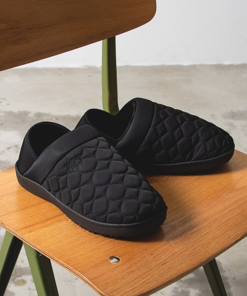 MEI(メイ)の「【MEI メイ】QUILTING MOC SHOES キルティング モックシューズ / Lady’s(スリッポン・レディース・ブラック/グレー/ブラウン/オリーブ/グレイッシュベージュ・S/L/M)」の1枚目の写真