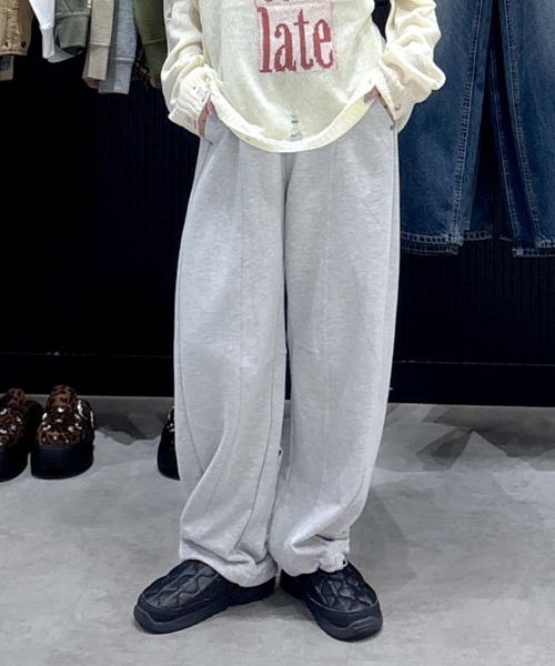 RODEO CROWNS WIDE BOWL（ロデオクラウンズワイドボウル）の「SHARE バレルスウェットパンツ（スウェットパンツ・レディース・ブラック/グレー×ホワイト/ブラウン/レッド・MEDIUM/LARGE）」の3枚目の写真