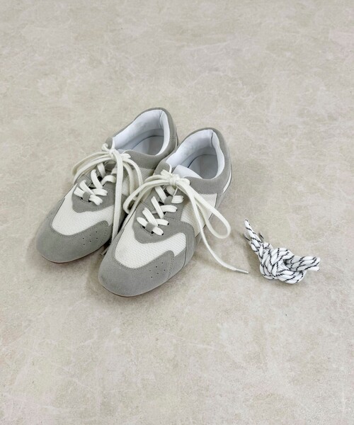 fredy emue（フレディエミュ）の「スマートメッシュスニーカー（スニーカー・レディース・ライトグレー/ブラック・L/M/S）」の12枚目の写真