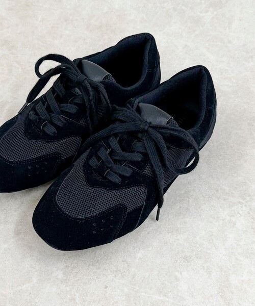 fredy emue（フレディエミュ）の「スマートメッシュスニーカー（スニーカー・レディース・ライトグレー/ブラック・L/M/S）」の19枚目の写真