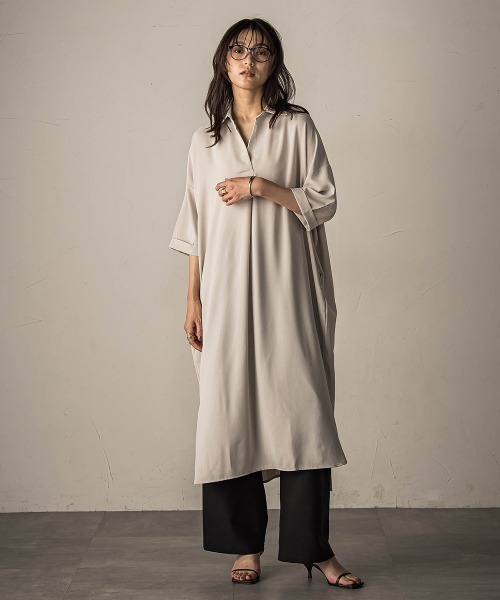 MAYSON GREY（メイソングレイ）の「【WEB限定】スキッパーチュニックワンピース≪洗濯機で洗える≫（ワンピース・レディース・ベージュ/チャコールグレー/ブラック・M）」の3枚目の写真