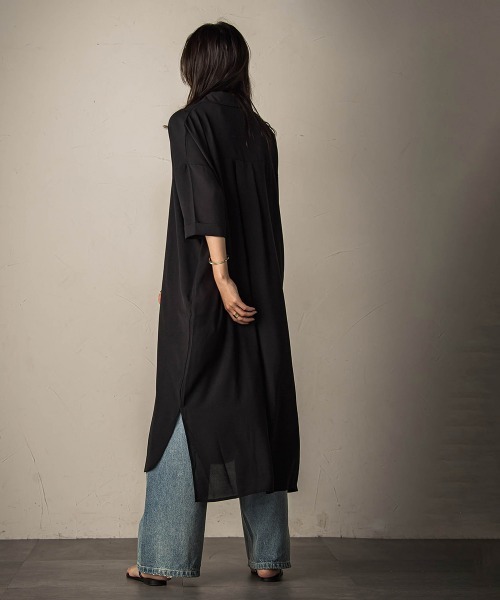 MAYSON GREY（メイソングレイ）の「【WEB限定】スキッパーチュニックワンピース≪洗濯機で洗える≫（ワンピース・レディース・ベージュ/チャコールグレー/ブラック・M）」の11枚目の写真