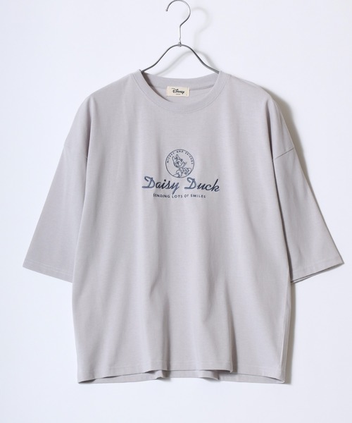 Disney(ディズニー)の「Disney/ディズニー ファミリープリント ワイドシルエット 7分袖Tシャツ(Tシャツ/カットソー・レディース・ネイビー/オフホワイト/ライトピンク/ミント/マスタード/グレイッシュベージュ/カーキ/グレー・M/L)」の16枚目の写真