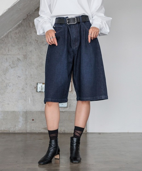 HEREIAM（ヘレイアム）の「【HEREIAM】ユニセックスサイズバリエ/Flexデニムクロップドショーツ（デニムパンツ・レディース・ブラック/インディゴブルー・S-M/M-L）」の2枚目の写真