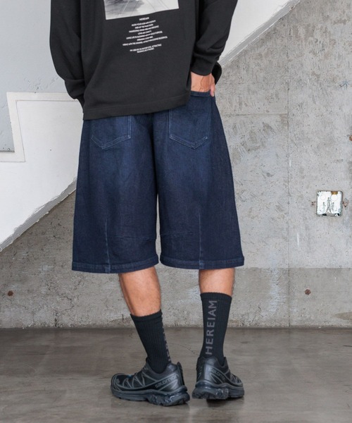 HEREIAM（ヘレイアム）の「【HEREIAM】ユニセックスサイズバリエ/Flexデニムクロップドショーツ（デニムパンツ・レディース・ブラック/インディゴブルー・S-M/M-L）」の7枚目の写真