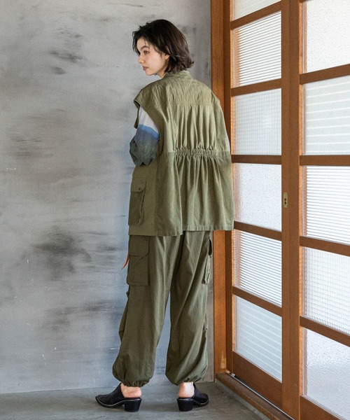 niko and...（ニコアンド）の「ヤワラカカーゴパンツ（カーゴパンツ・レディース・カーキ/ブラック/ブラウン・MEDIUM/LARGE）」の7枚目の写真