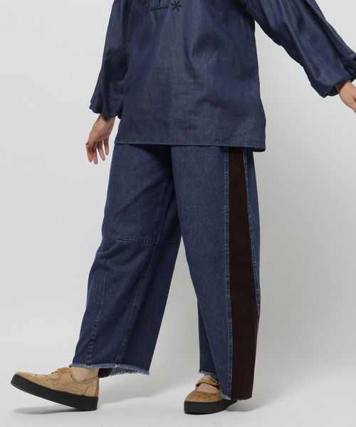 niko and...(ニコアンド)の「【一部店舗限定カラーあり】リメイク風コンビバレルパンツ(デニムパンツ・レディース・ブラック/アクア/ライトグレー/インディゴブルー/ライトブルー・MEDIUM/LARGE)」の5枚目の写真