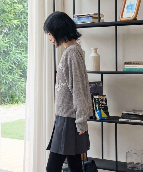 CHAN ME(チャンミ)の「ジャガードロゴニット(ニット/セーター・レディース・ネイビー/グレー/ブラウン・MEDIUM/LARGE)」の13枚目の写真