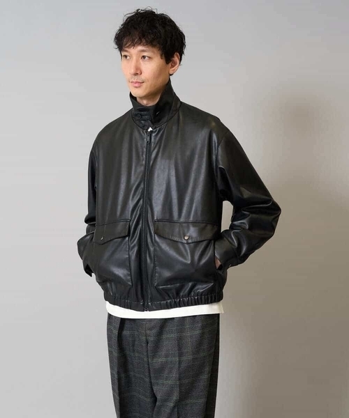 a.v.v(アーヴェヴェ)の「【洗濯機で洗える】フェイクレザーブルゾン(その他アウター・メンズ・ブラック・46/48)」の2枚目の写真