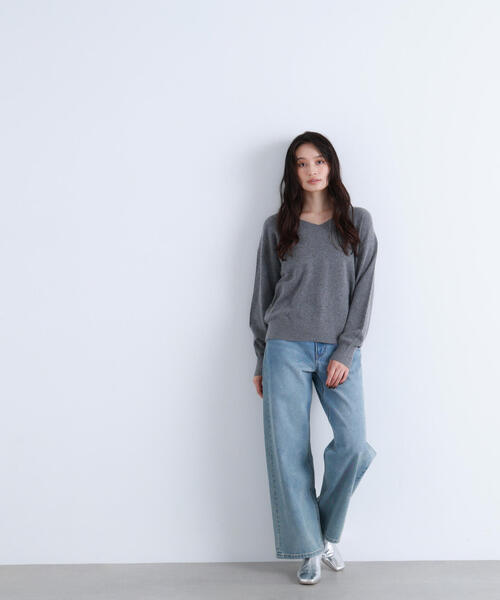 NATURAL BEAUTY BASIC(ナチュラルビューティーベーシック)の「◇FOX混ジェントリーシリーズ Vネックニット(ニット/セーター・レディース・オフホワイト/ダークブルー/ラベンダー/チャコールグレー・FREE)」の12枚目の写真