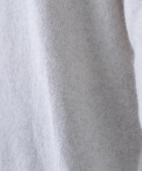 NATURAL BEAUTY BASIC(ナチュラルビューティーベーシック)の「◇FOX混ジェントリーシリーズ Vネックニット(ニット/セーター・レディース・オフホワイト/ダークブルー/ラベンダー/チャコールグレー・FREE)」の22枚目の写真