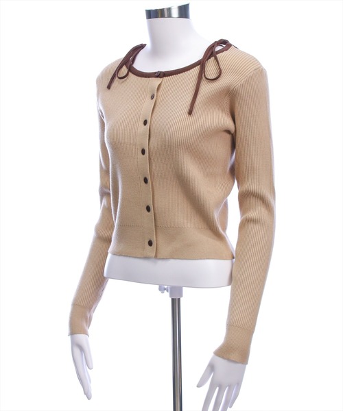 clear（クリア）の「肩リボン配色ニットカーディガン［大人 カジュアル 着回し力抜群］（カーディガン/ボレロ・レディース・アイボリー/ブラック/ピンク/ベージュ/グレー・F）」の9枚目の写真