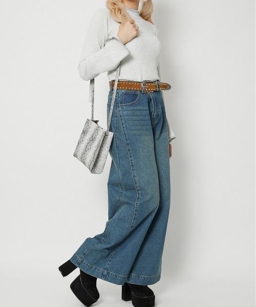 GORGE（ゴージ）の「《美脚ワイドストレート》レディース デニムパンツ ジーンズ ハイウエスト カジュアル 春夏秋冬（デニムパンツ・レディース・ブルー/レオパード/ブルー系・F）」の12枚目の写真