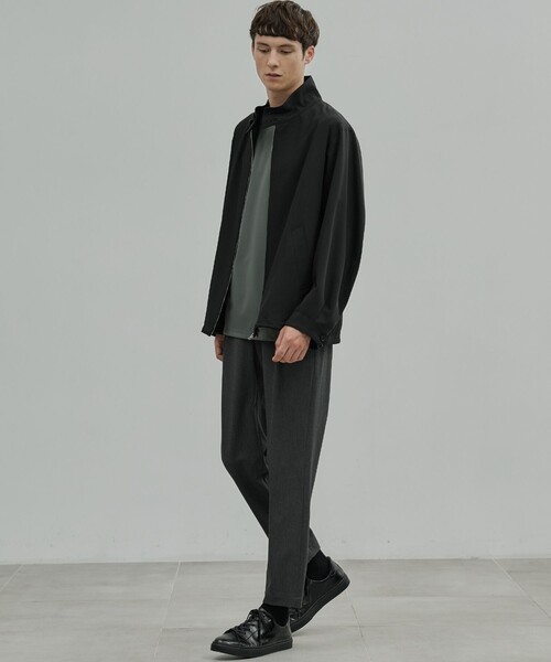 UNITED TOKYO(ユナイテッドトウキョウ)の「TECHNO WOOL スウィングトップブルゾン(ブルゾン・メンズ・ダークグレー/オリーブ/ブラック・1/2)」の4枚目の写真