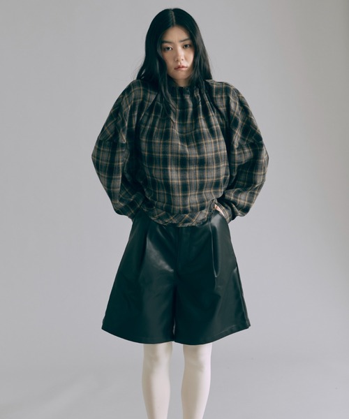 EN NEUME（エンノイム）の「Faux Leather Half Pants（その他パンツ・レディース・アイボリー/ブラック・FREE）」の10枚目の写真