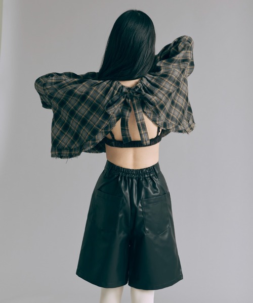 EN NEUME（エンノイム）の「Faux Leather Half Pants（その他パンツ・レディース・アイボリー/ブラック・FREE）」の8枚目の写真