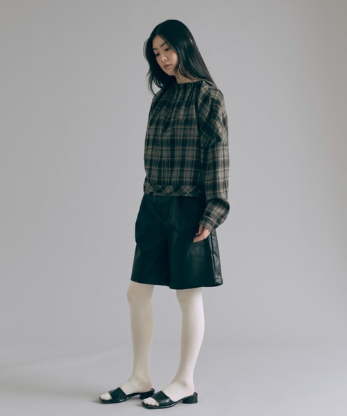 EN NEUME（エンノイム）の「Faux Leather Half Pants（その他パンツ・レディース・アイボリー/ブラック・FREE）」の14枚目の写真