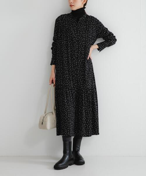 URBAN RESEARCH（アーバンリサーチ）の「ギャザーティアードワンピース（ワンピース・レディース・ブラック/チャコールグレー・FREE）」の18枚目の写真