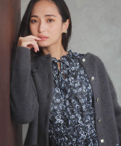 NOELA(ノエラ)の「ラクーンブレンドニットジャケット(ニット/セーター・レディース・ピンク/イエロー/ベージュ/チャコールグレー・フリー)」の2枚目の写真