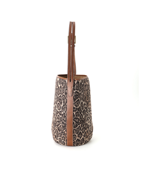 Spick & Span(スピックアンドスパン)の「《WEB限定追加2》A VACATION/ア ヴァケーション MARCHE BROWN LEO(ショルダーバッグ・レディース・ブラウン・FREE)」の7枚目の写真