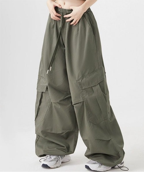 urge:(アージコロン )の「【URGE:】リラックスワイドジャージパンツ(デニムパンツ・レディース・アイボリー/ブラック/オリーブ・MEDIUM/LARGE/X-LARGE)」の8枚目の写真
