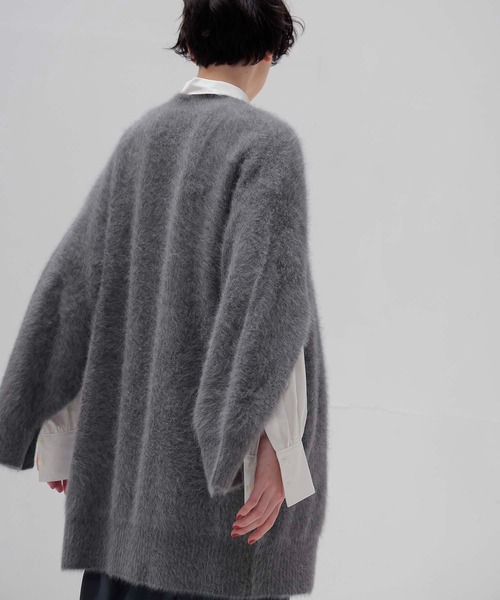DRESSLAVE（ドレスレイブ）の「fox cashmere slit sleeve cardigan(フォックスカシミヤスリットスリーブカーディガン)（カーディガン/ボレロ・レディース・グレー/カーキ・38）」の10枚目の写真