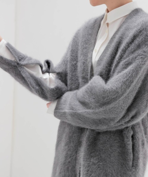 DRESSLAVE（ドレスレイブ）の「fox cashmere slit sleeve cardigan(フォックスカシミヤスリットスリーブカーディガン)（カーディガン/ボレロ・レディース・グレー/カーキ・38）」の17枚目の写真
