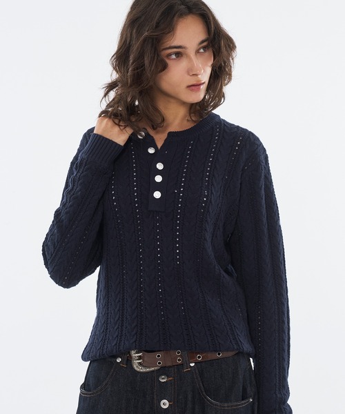 SILVER BUTTON CABLE HENRY NECK KNIT LONG SLEEVE / シルバー