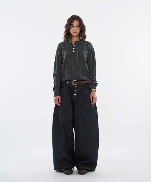 WISH FOR EVER(ウィッシュフォーエバー)の「SILVER BUTTON CABLE HENRY NECK KNIT LONG SLEEVE / シルバーボタンケーブヘンリーネックニットロングスリーブ(ニット/セーター・メンズ・チャコールグレー/ブラック/ネイビー・SMALL/MEDIUM/LARGE)」の6枚目の写真