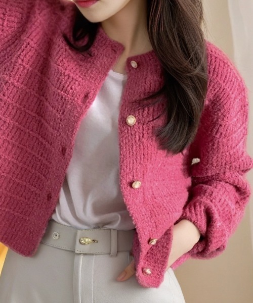 cammie(キャミー)の「パールボタンふわふわニットカーディガン(カーディガン/ボレロ・レディース・ベージュ/グリーン/ピンク/ホワイト・F)」の4枚目の写真
