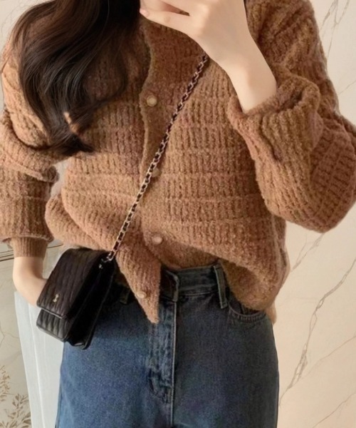 cammie(キャミー)の「パールボタンふわふわニットカーディガン(カーディガン/ボレロ・レディース・ベージュ/グリーン/ピンク/ホワイト・F)」の12枚目の写真