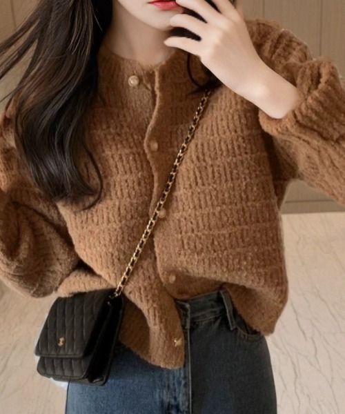 cammie(キャミー)の「パールボタンふわふわニットカーディガン(カーディガン/ボレロ・レディース・ベージュ/グリーン/ピンク/ホワイト・F)」の11枚目の写真