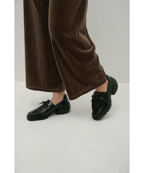 【Bella Lume(ベッラルーメ)】フリンジローファースニーカー　ローファー Bella lume（ベッラルーメ） スニーカー /Bella Lume(ベッラルーメ