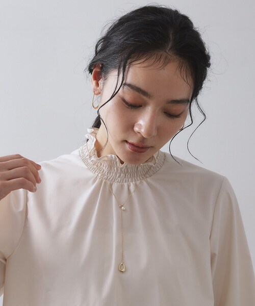 OPAQUE.CLIP(オペークドットクリップ)の「【2WAY】Y字パール調ネックレス(ネックレス・レディース・ゴールド/シルバー・00)」の5枚目の写真