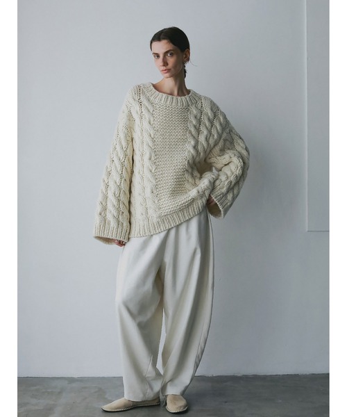 HER.（ハー）の「ハンドケーブルニットプルオーバー（ニット/セーター・レディース・オフホワイト/ブラック・フリー）」の9枚目の写真