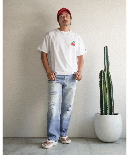 #Re:room（リルーム）の「ヴィンテージリペアストレートデニムパンツ（デニムパンツ・メンズ・ブルー・LARGE/MEDIUM/SMALL）」の3枚目の写真