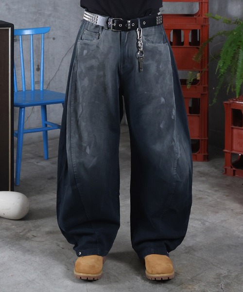 ILL'S（イルズ）の「AW グランジ ペイント フェード加工 デニムパンツ メンズ レディース ユニセックス 【ILL'S】（デニムパンツ・メンズ・ブルー・M/L）」の2枚目の写真